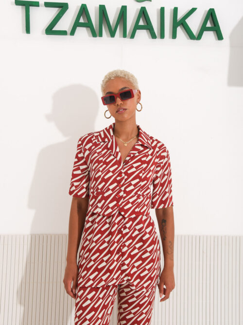 Chill island shirt red ARPYES