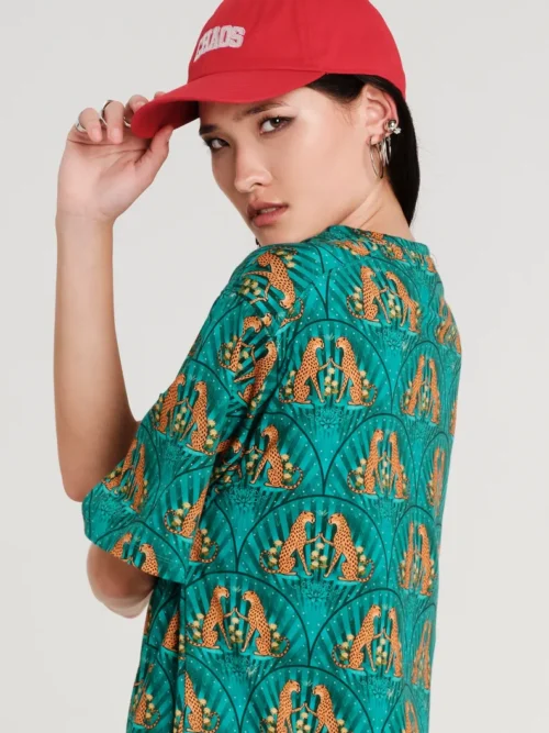 Chaos red cap PEACE & CHAOS